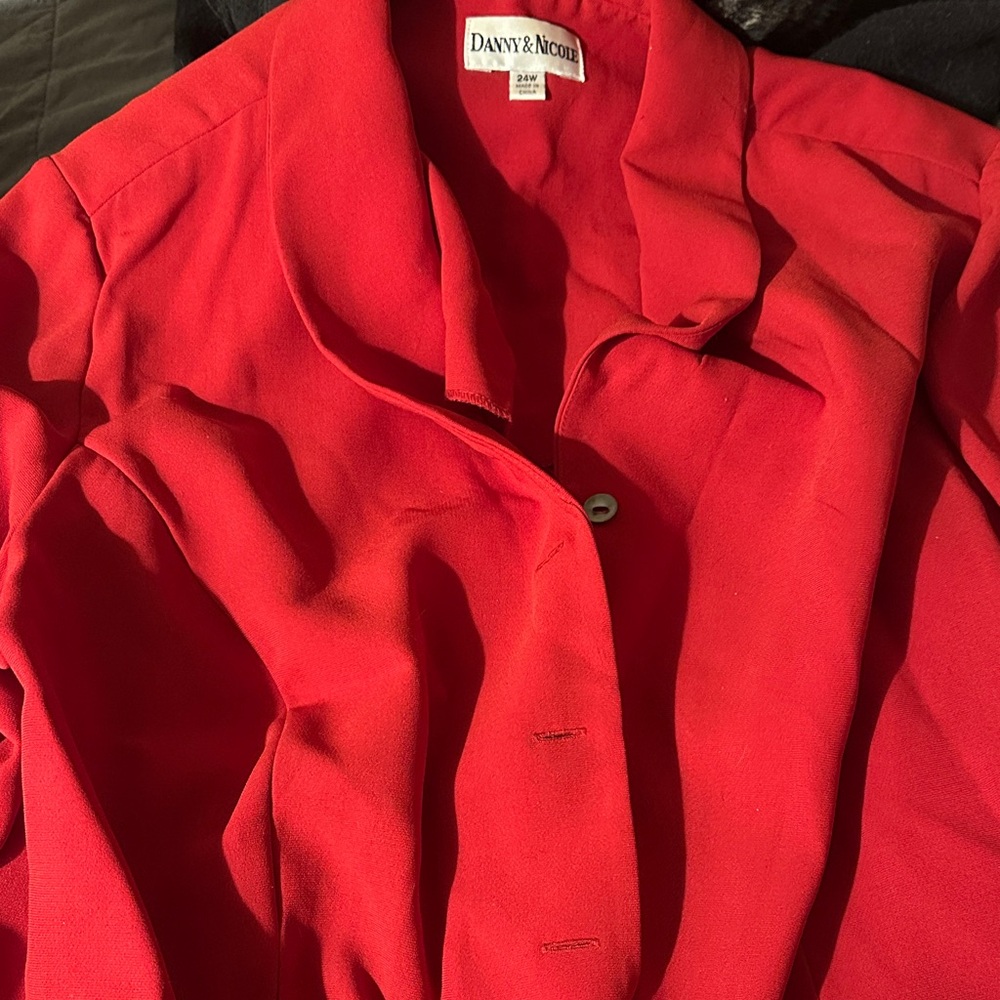 Danny & Nicole Vibrant Red Women's Matching Set - Picture 2 of 2